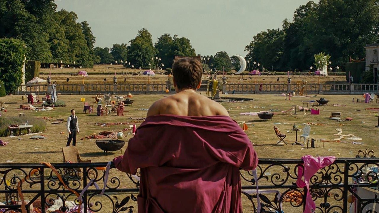 Dickie Greenleaf’s Ring and the Bathtub Scene: Unraveling the Complexities of Desire and Power in _The Talented Mr. Ripley